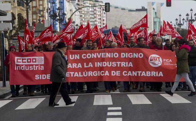 Imagen de archivo de una manifestación de trabajadores del Metal reivindicando la firma del convenio.