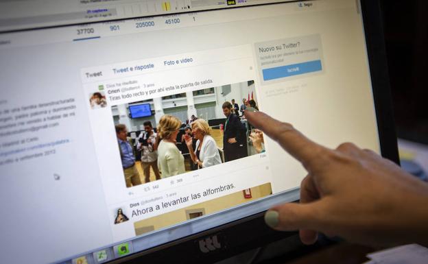 Imagen principal - La Biblioteca Nacional se hace viral