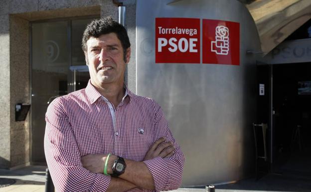 La empresa de Bustillo renunciará a la gestión de la Oficina de Voluntariado de Torrelavega 