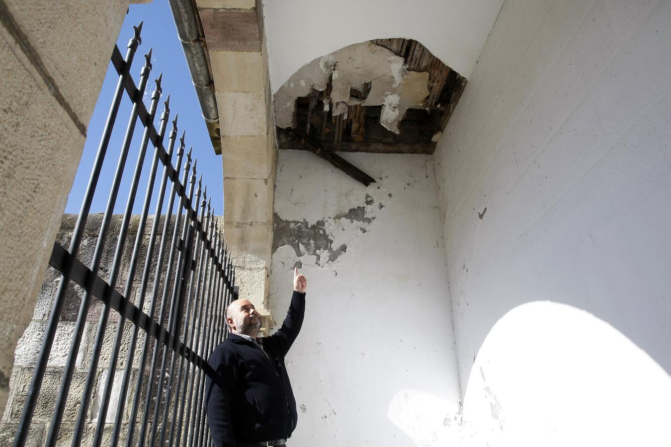 Fotos: Los desperfectos en la parroquia de San Martín de Duález