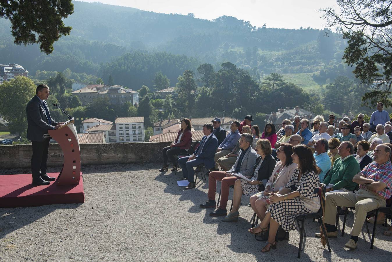 Cantabria, País Vasco y Asturias han recordado a los milicianos de la 'Lista Larrinoa', bombardeados en Ampuero en el verano de 1937