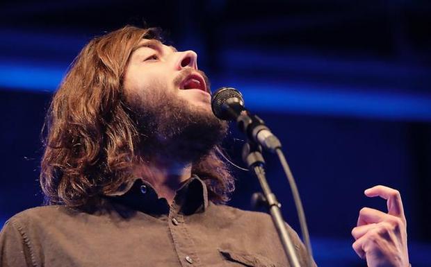 La gira 'Excuse me', de Salvador Sobral, recala el jueves en el Palacio de Festivales. :