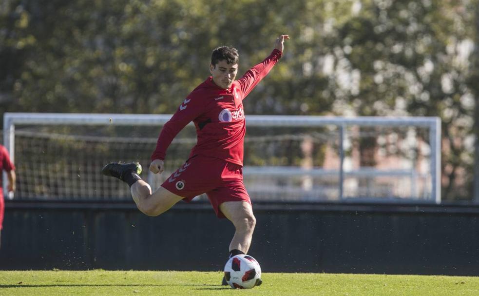 Sergio Ruiz se ha ganado la confianza total de Iván Ania y hasta el momento es uno de los titulares indiscutibles.