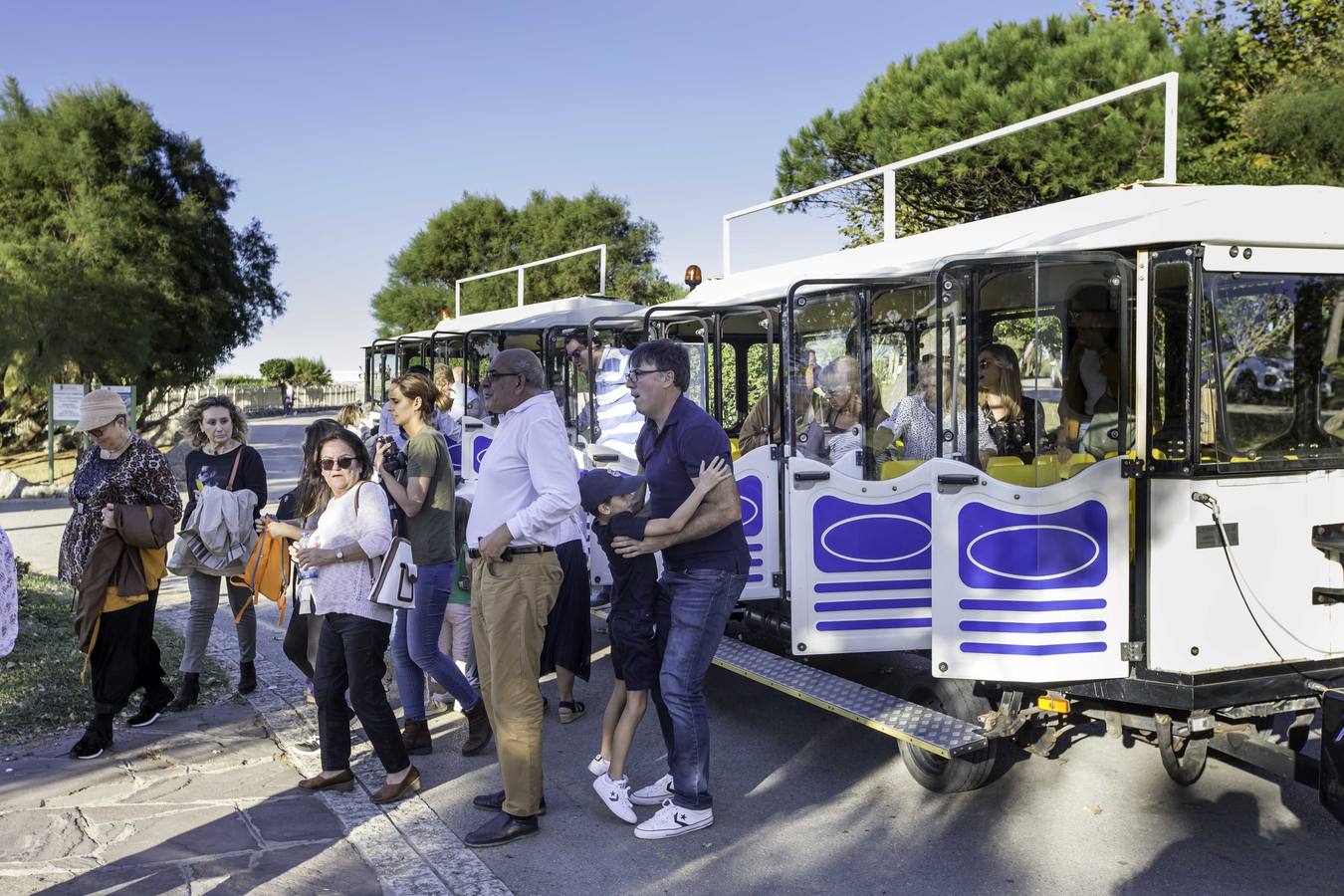 Fotos: Los turistas llenan Cantabria en este Puente del Pilar