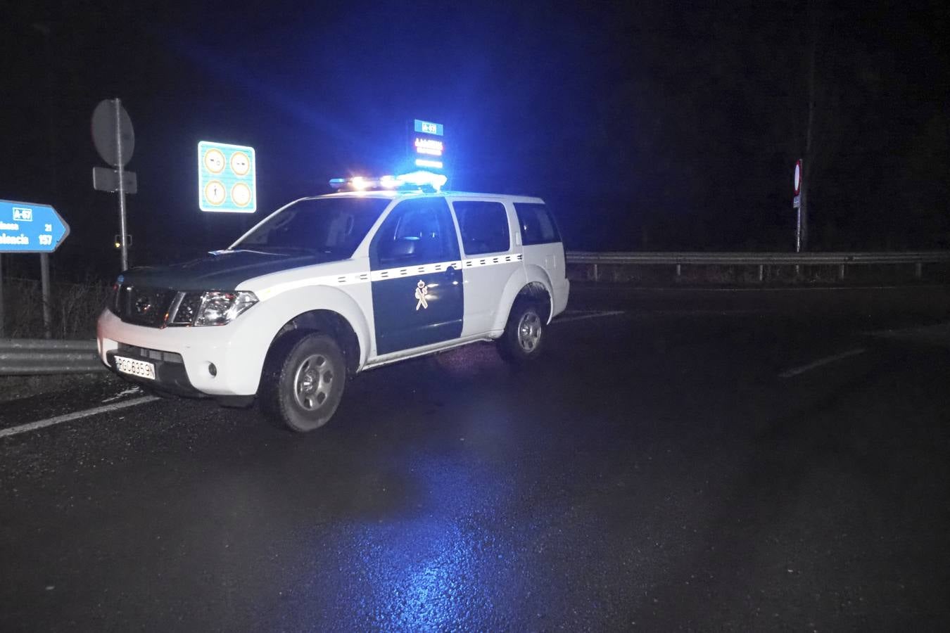 El temporal de nieve ha obligado a embolsar intermitentemente camiones y vehículos sin ruedas de invierno en la A-67.