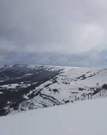 Imagen secundaria 2 - Este es el impresionante paisaje que hay hoy, lunes, desde el mirador de La Lora (Valderredible).