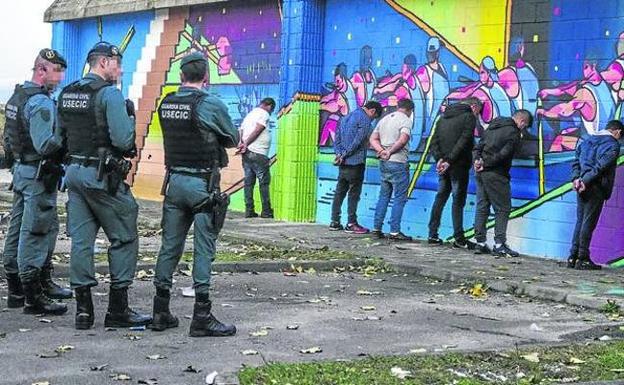 Sólo dos de los 27 detenidos del 'clan de las caravanas' están aún en prisión