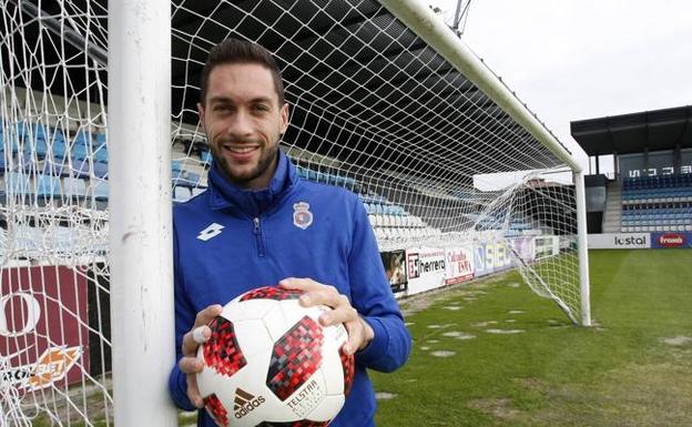 Alex Ruiz se ha convertido en un fijo para Pablo Lago