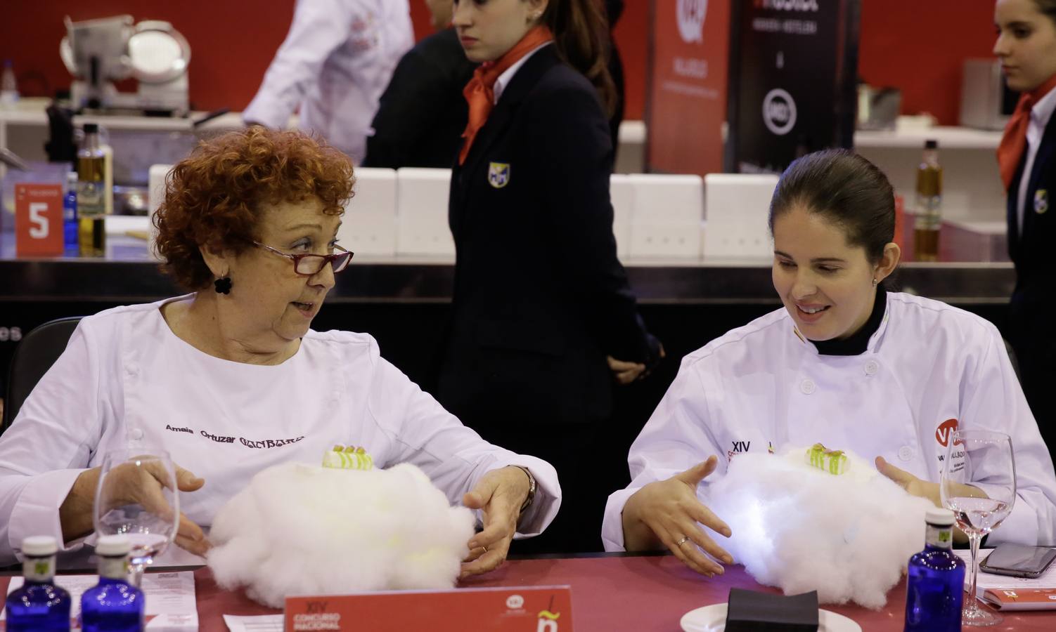 La ciudad castellana acoge el Campeonato Mundial de Tapas y el XIV Concurso Nacional, en el que participan los cocineros Francisco Cotera, del Balneario de Solares, y Nacho Pérez Malagón, de El Pericote de Tanos