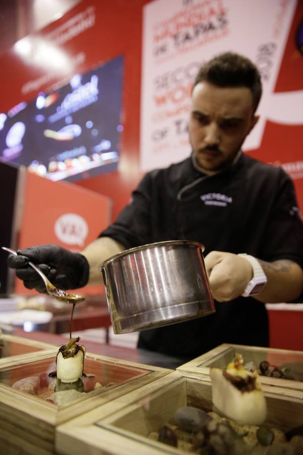 La ciudad castellana acoge el Campeonato Mundial de Tapas y el XIV Concurso Nacional, en el que participan los cocineros Francisco Cotera, del Balneario de Solares, y Nacho Pérez Malagón, de El Pericote de Tanos