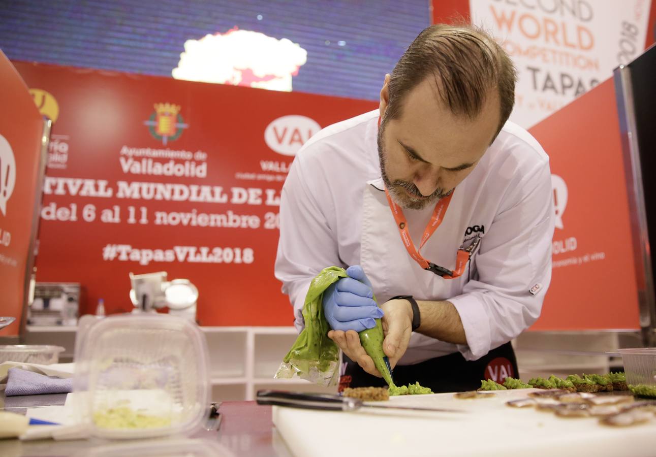 La ciudad castellana acoge el Campeonato Mundial de Tapas y el XIV Concurso Nacional, en el que participan los cocineros Francisco Cotera, del Balneario de Solares, y Nacho Pérez Malagón, de El Pericote de Tanos