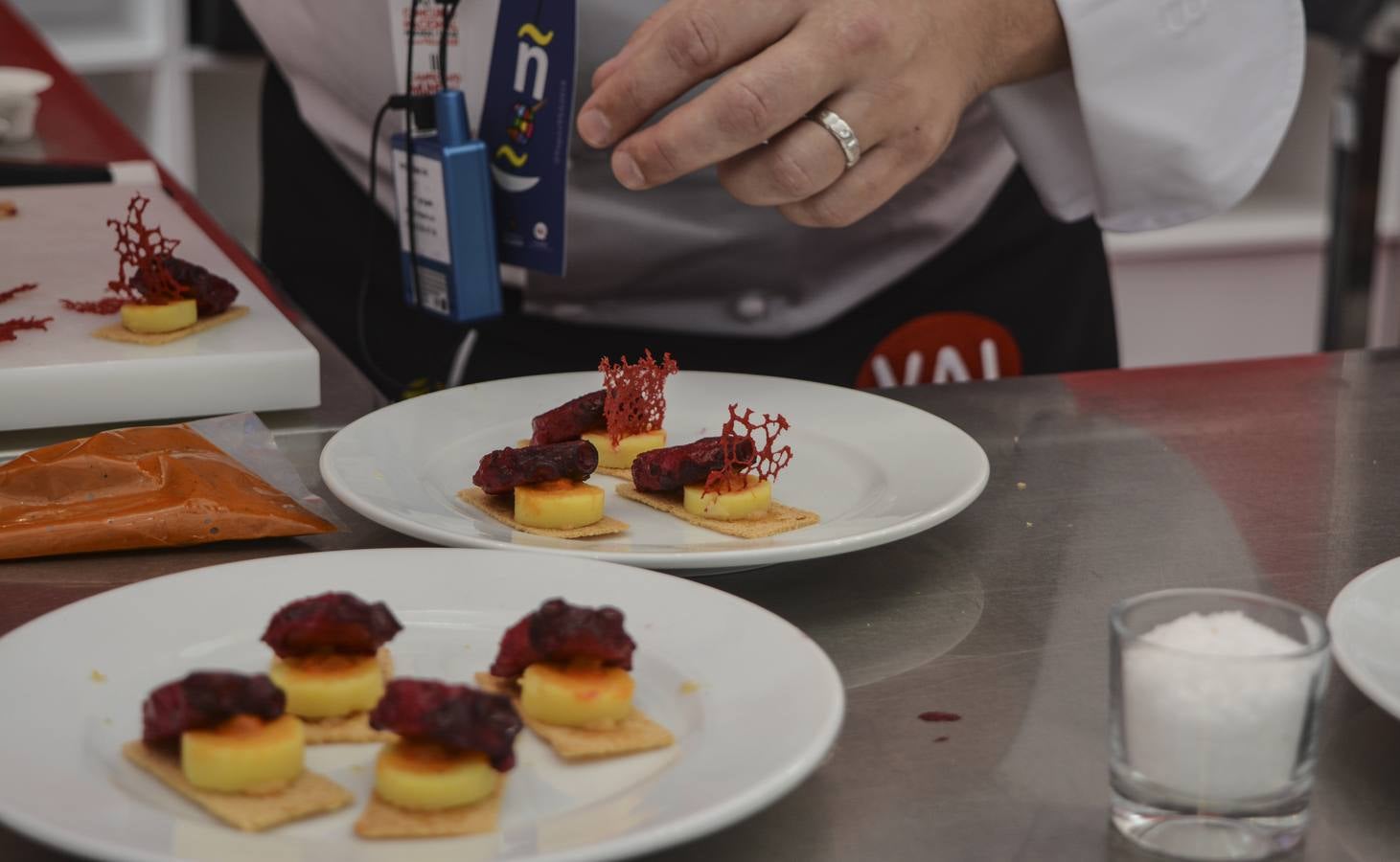 Han competido un total de 16 cocineros de 14 países: Portugal, Nueva Zelanda, Puerto Rico, Noruega, EE. UU., Perú, Taiwan, Argentina, México, Ecuador, Colombia, Irlanda y España, representada por el chef Igor Rodríguez Sanz (ganador del Concurso Nacional en 2017)