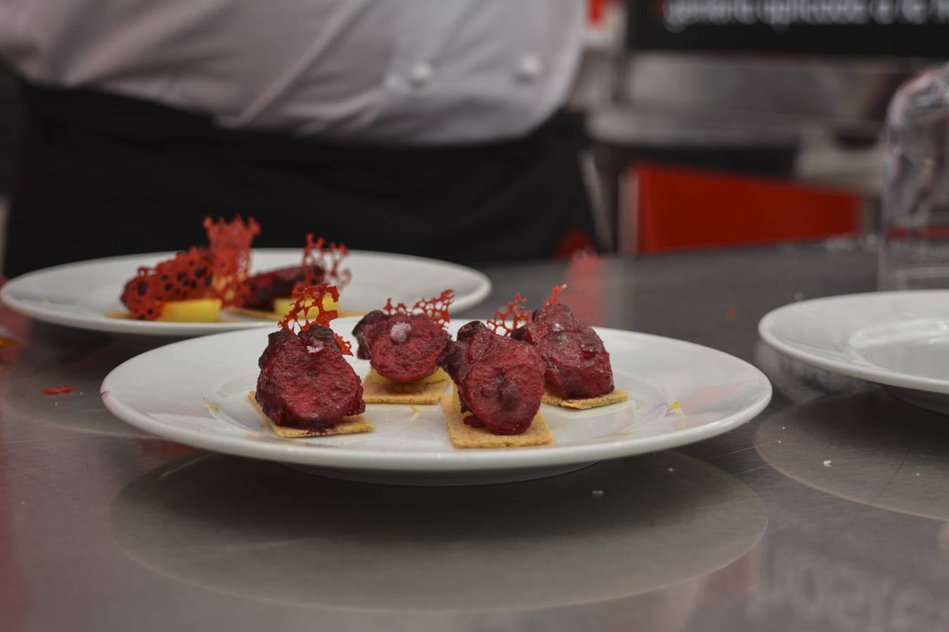 Han competido un total de 16 cocineros de 14 países: Portugal, Nueva Zelanda, Puerto Rico, Noruega, EE. UU., Perú, Taiwan, Argentina, México, Ecuador, Colombia, Irlanda y España, representada por el chef Igor Rodríguez Sanz (ganador del Concurso Nacional en 2017)