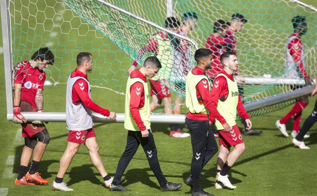 Los jugadores del Racing en el entrenamiento de este miércoles.