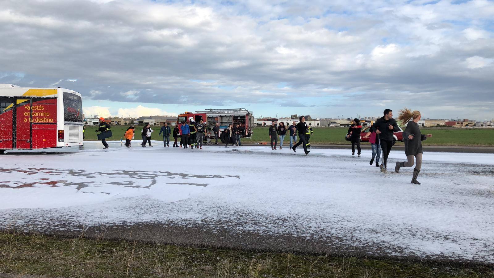 Fotos: Simulacro de accidente aéreo en el aeropuerto Seve Ballesteros