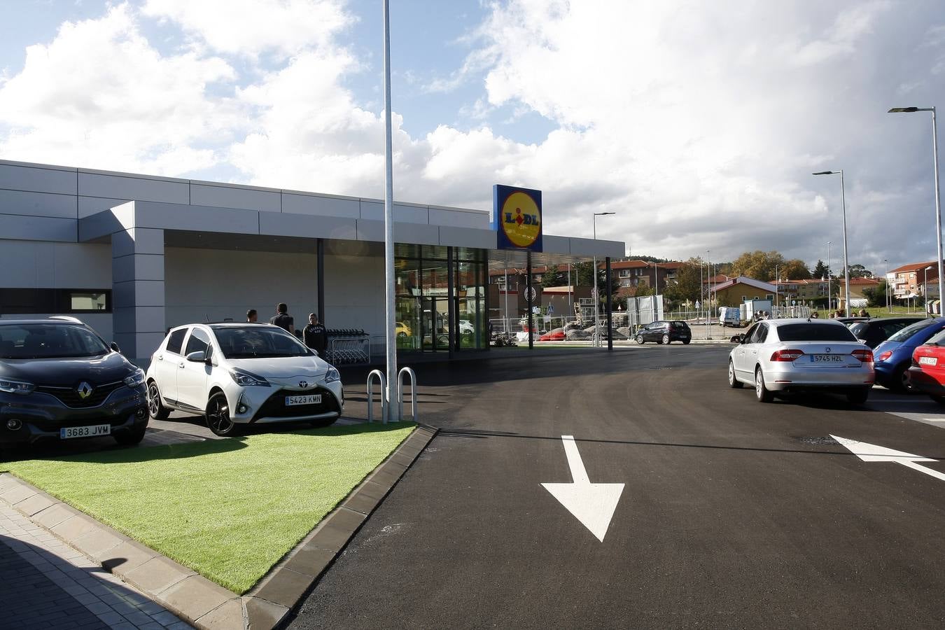 Fotos: Inaugurado el supermercado Lidl en el Área Comercial de Ganzo