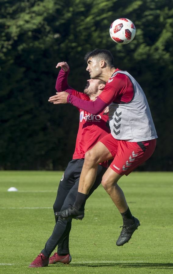 Fotos: Entrenamiento del Racing para preparar el partido ante el Athletic B