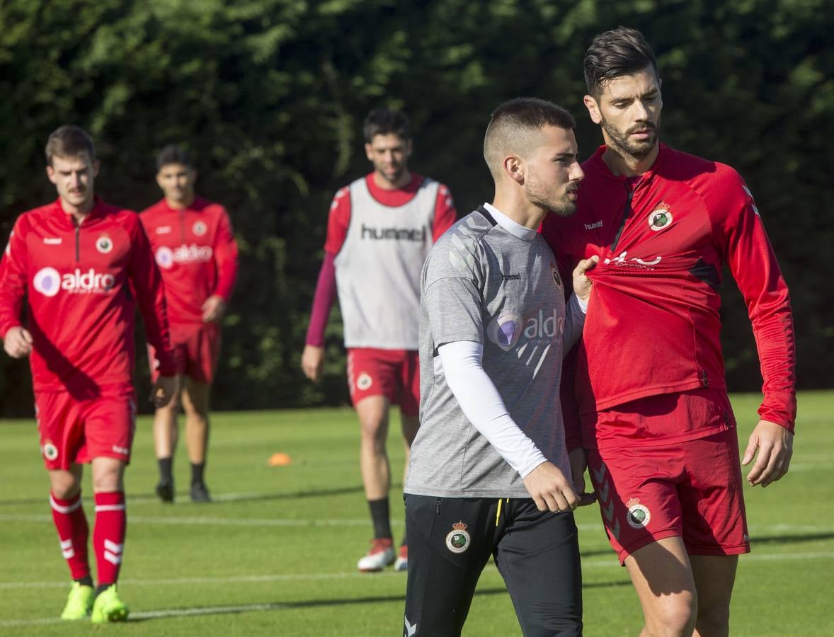 Fotos: Entrenamiento del Racing para preparar el partido ante el Athletic B