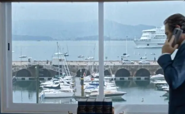 La bahía, vista idícila desde el despacho de Fernando, el padre de Paula García.