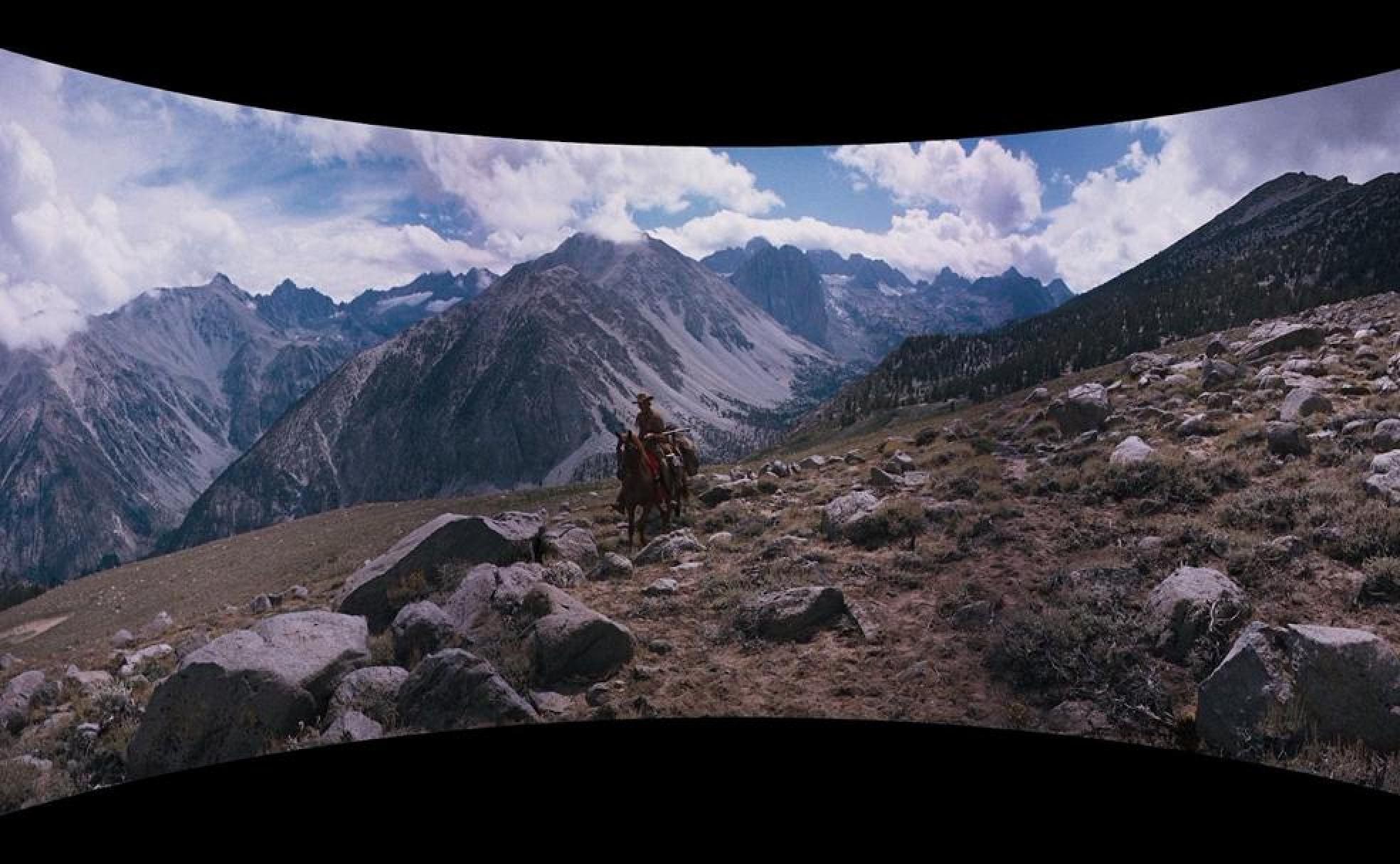 El Cinerama usaba tres cámaras en paralelo para rodar una escena. Aquí, 'La conquista del Oeste'.