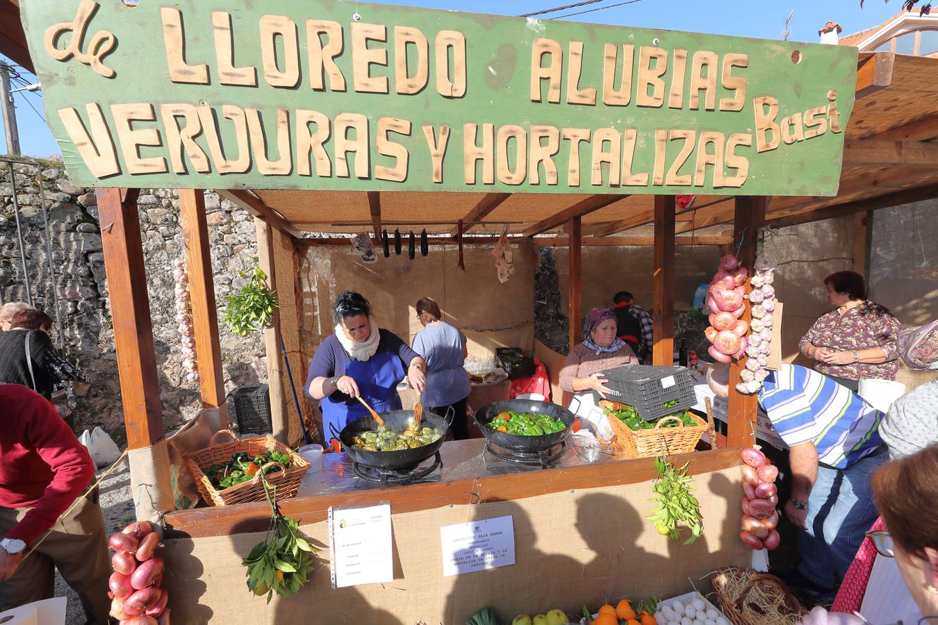 La villa cántabra se volcó con la celebración de su tradicional feria de la Alubia.