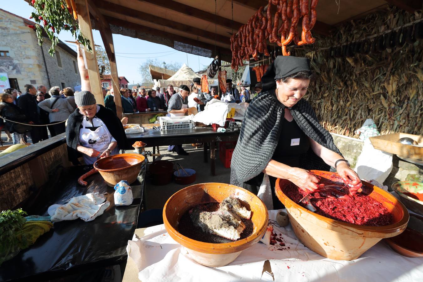 La villa cántabra se volcó con la celebración de su tradicional feria de la Alubia.