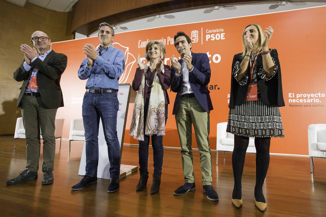 Fotos: Zuloaga se distancia del PP y dice que al PSOE «nadie le da lecciones»