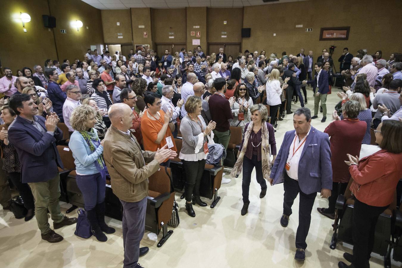 Fotos: Zuloaga se distancia del PP y dice que al PSOE «nadie le da lecciones»