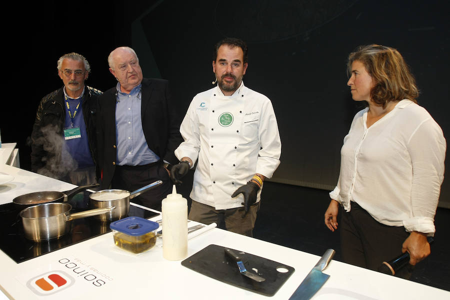 La capital del Besaya se convierte durante tres días en el centro nacional de la gastronomía con actividades de formación, innovación y exhibición con catas y stands