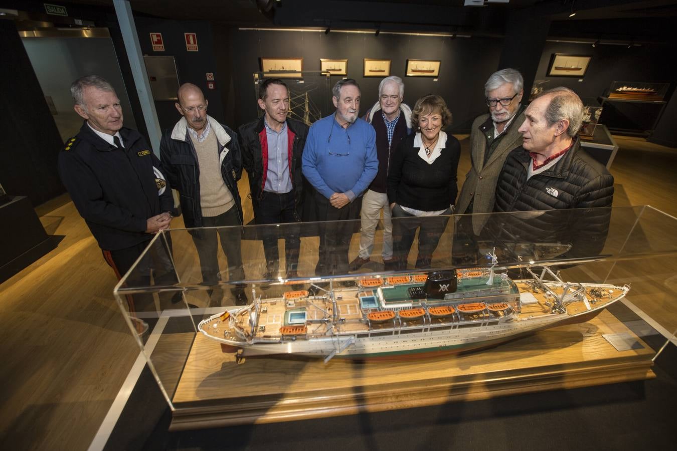 El Museo Marítimo acoge una exposición con una treintena de barcos y maquetas