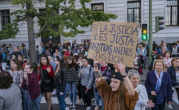 Un pasacalles feminista recorrerá el centro de Santander el sábado