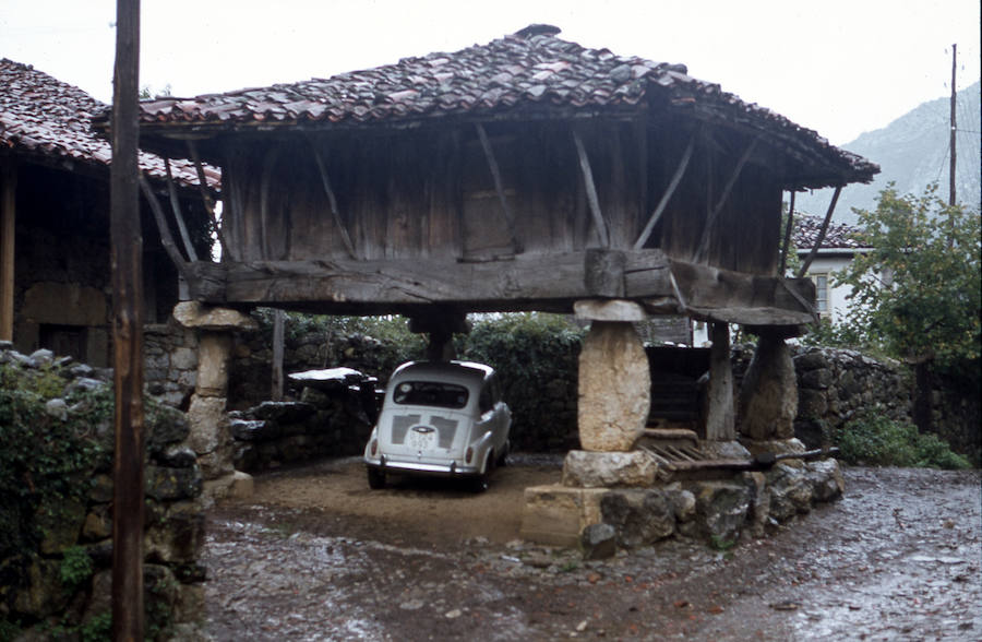 La familia de Rafael Suárez dona su archivo fotográfico al Pueblo de Asturias el archivo del montañero