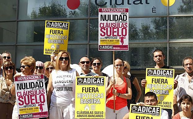 La banca, obligada a reintegrar todas las cláusulas suelo desde que se aplicaron