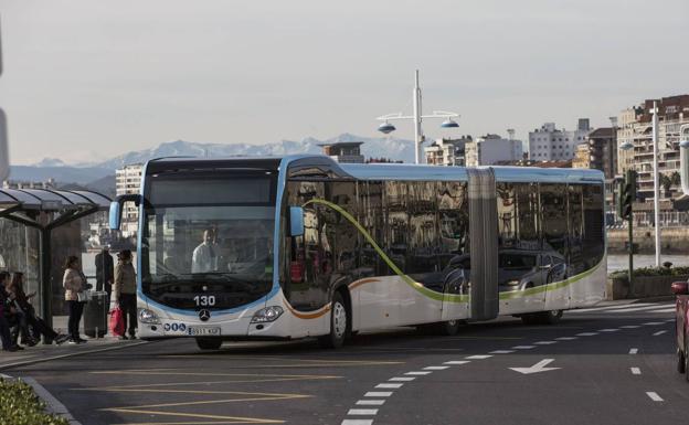 Santander saca a licitación la compra de 6 autobuses híbridos y de 3 microbuses