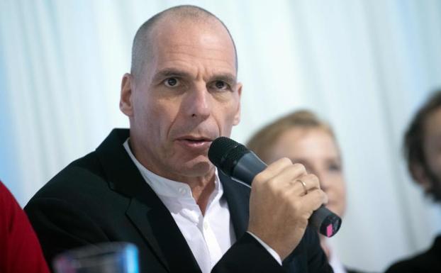 Yanis Varoufakis.