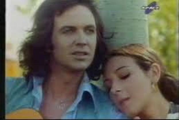 Camilo Sesto en 'La playa del amor' (1980).