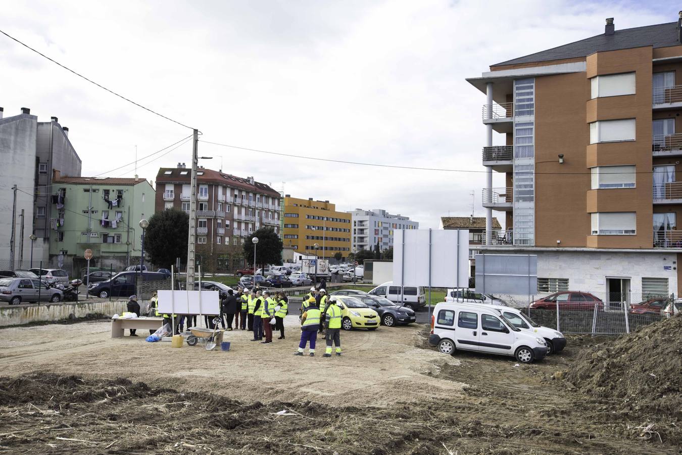 Fotos: Inicio de las obras de las 120 viviendas asequibles en San Román, en la calle Foramontanos