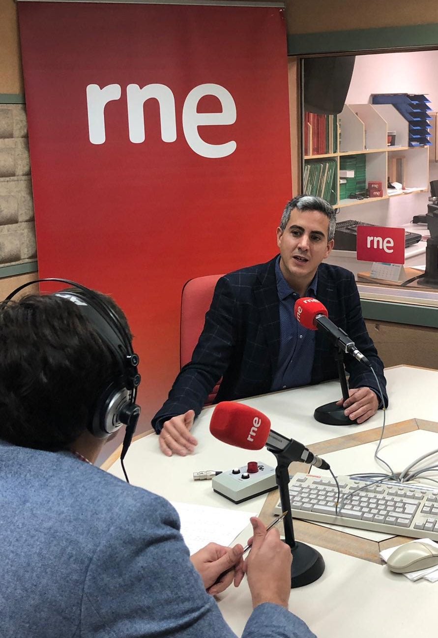 Zuloaga ha respondido este domingo ante los micrófonos de RNE