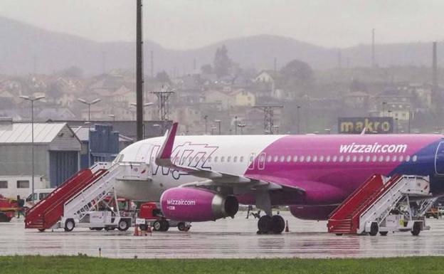 Wizz Air estrenará una ruta a Bucarest en abril con dos vuelos semanales