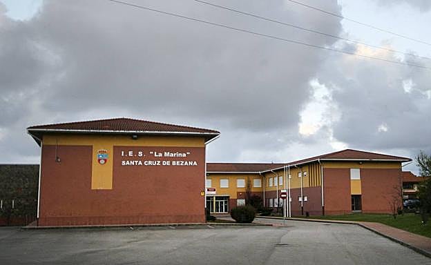 Mañanes anuncia la ampliación del IES La Marina