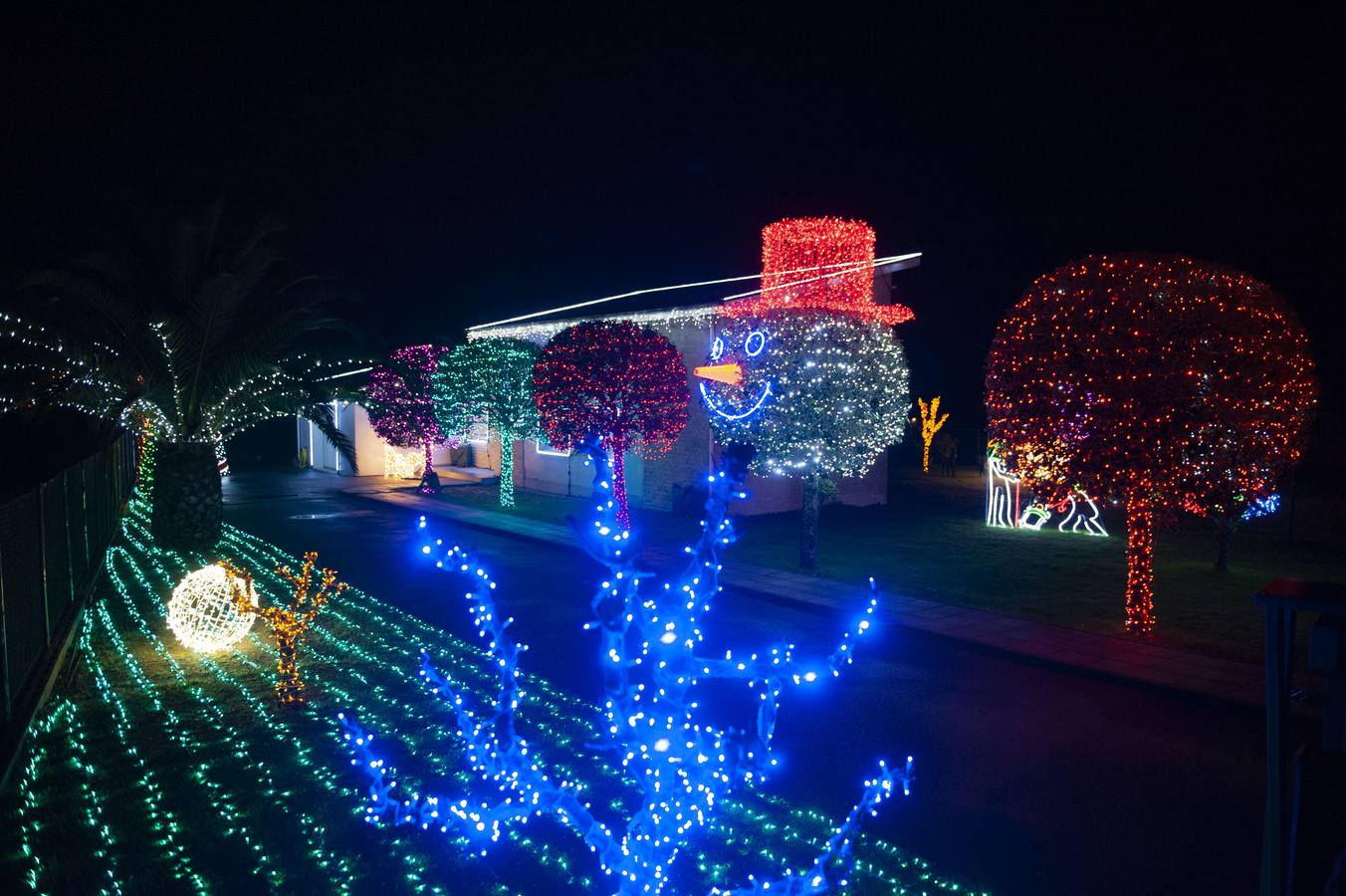 La decoración de la casa más famosa de Cantabria en las últimas Navidades crea escuela entre los vecinos de la localidad
