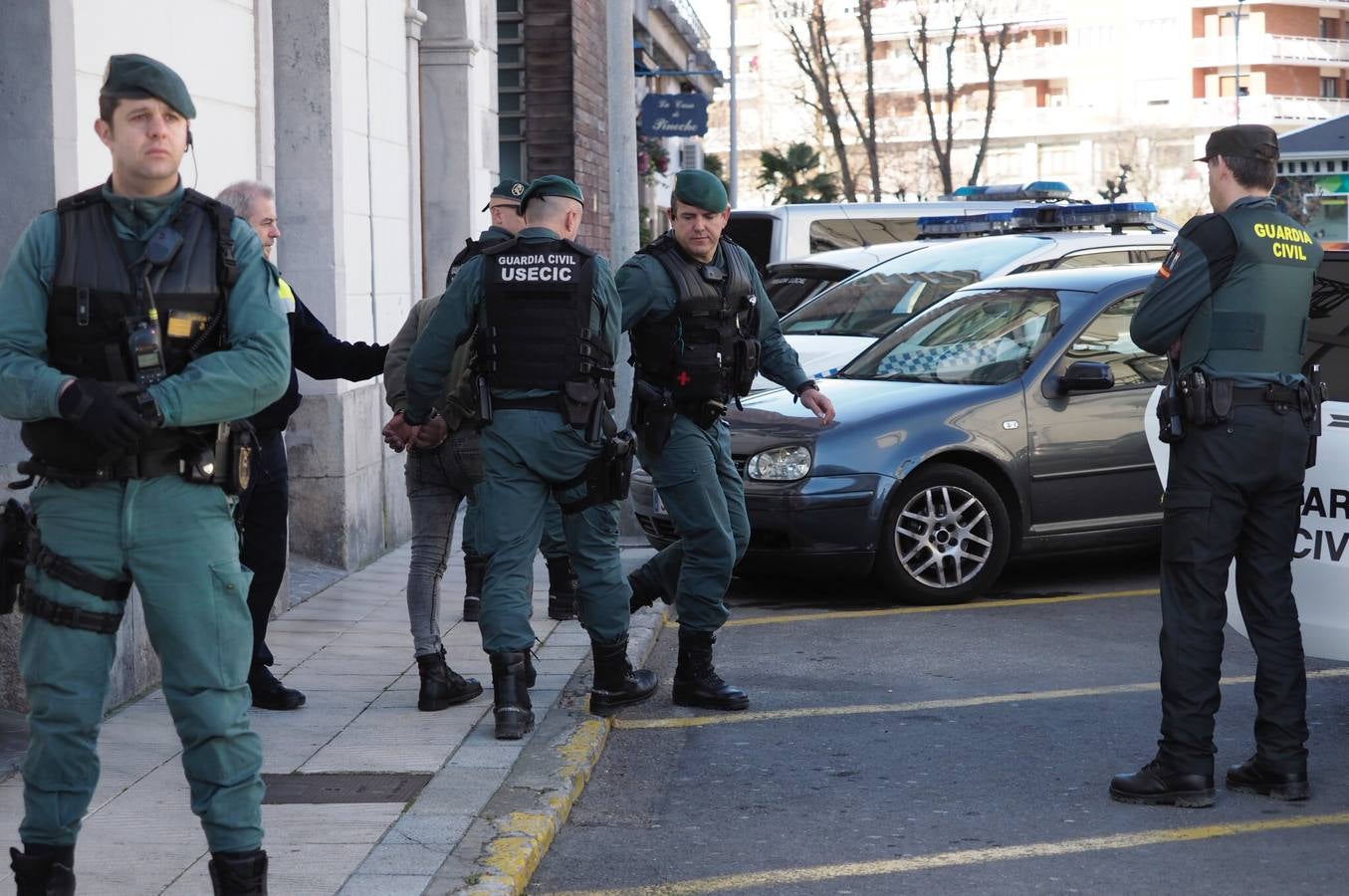 Fotos: El asesino de Laredo, llevado ante el juez