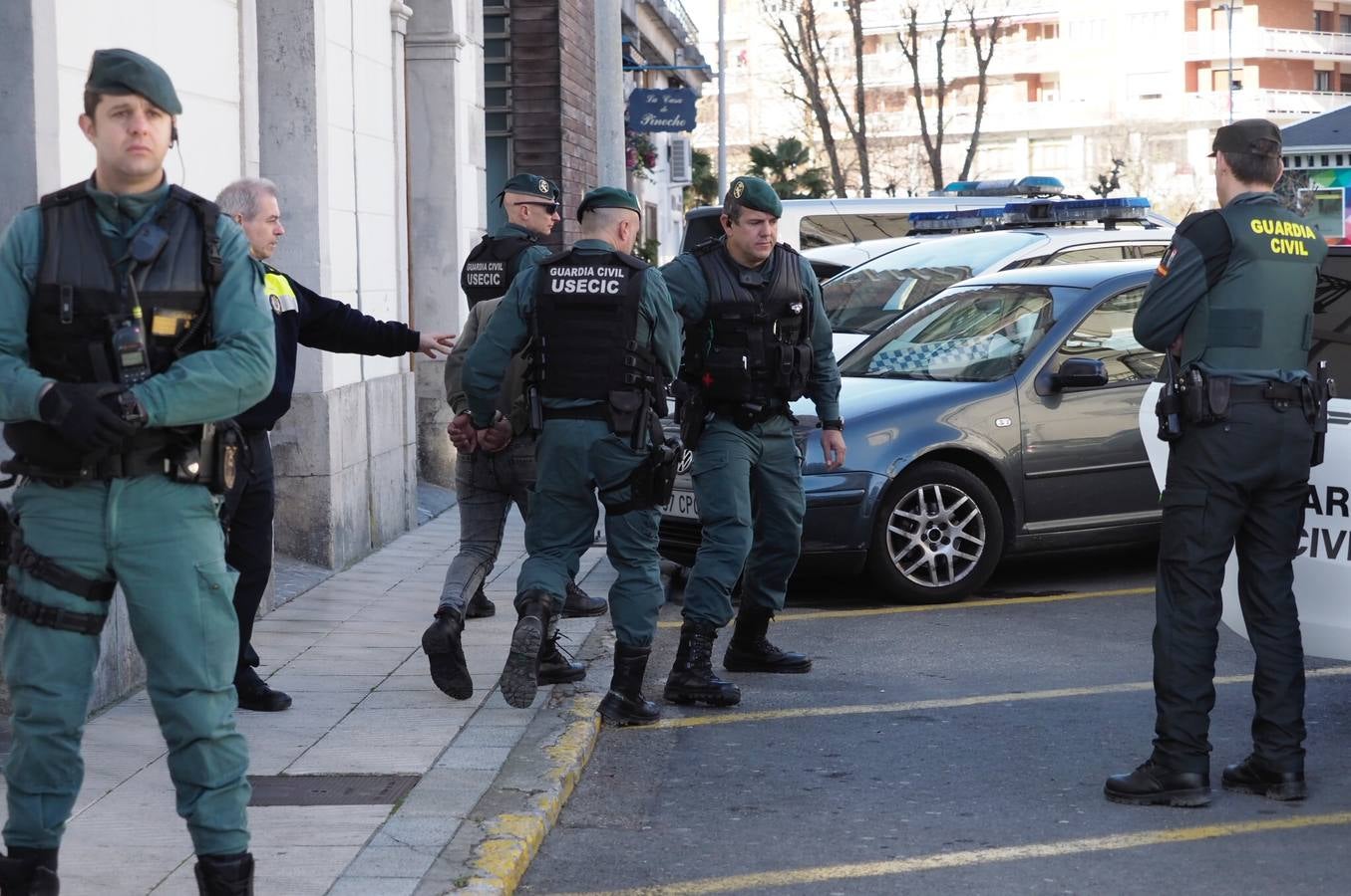 Fotos: El asesino de Laredo, llevado ante el juez