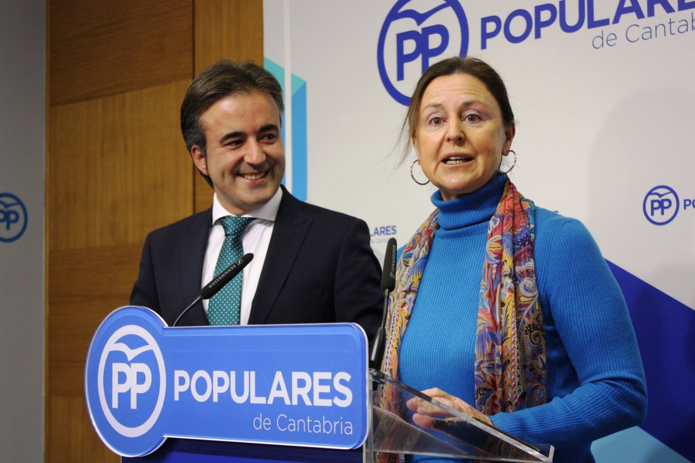 Diego Movellán y Ana Madrazo, en la rueda de prensa de este martes.