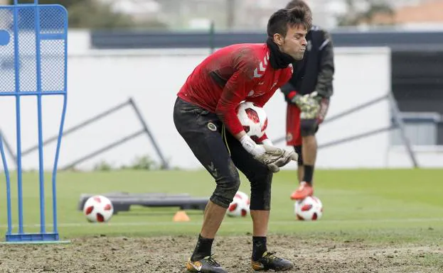 Imagen de archivo de Crespo en un entrenamiento.