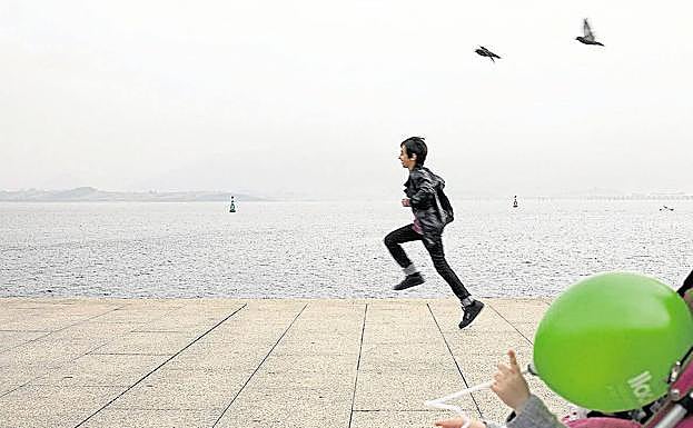 Fotografía 'El paseo' de Santiago Sagredo, seleccionada por el Festival PHotoEspaña de 2012