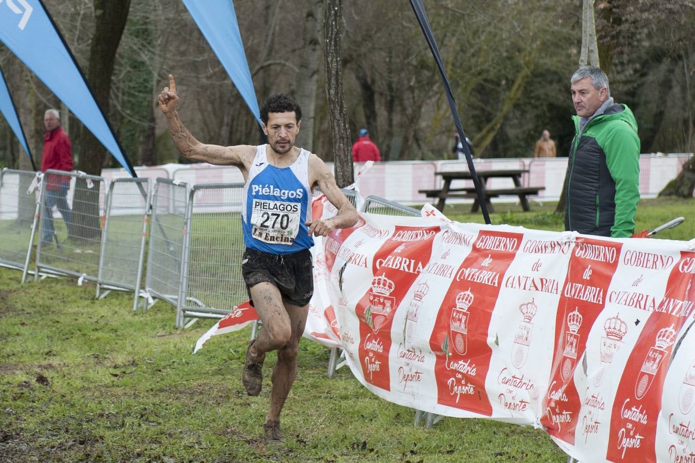 Fotos: Doblete del Piélagos en el Campeonato Regional de cross por Clubes