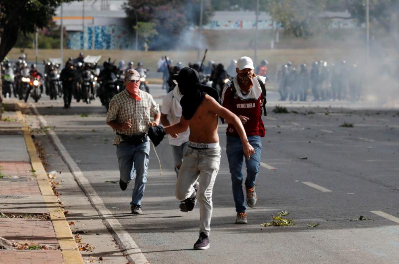 Fotos: Enfrentamientos en Venezuela tras la autoproclamación de Juan Guaidó