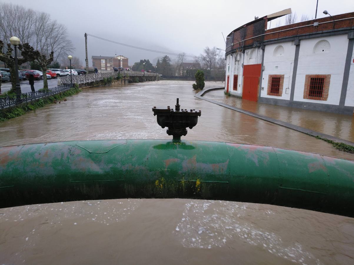 Imágenes de las inundaciones en las zonas de Ampuero y Soba