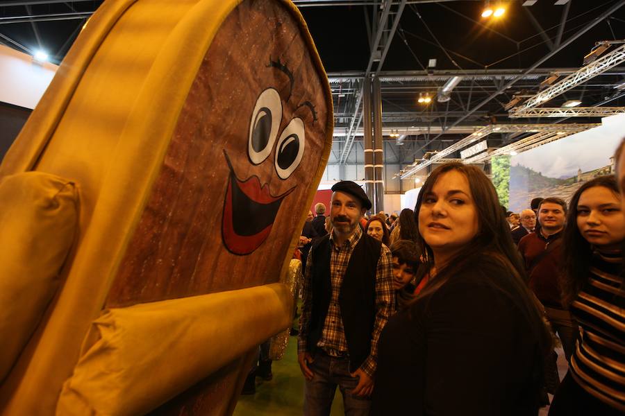 Fotos: Conoce el estand de Cantabria en Fitur 2019